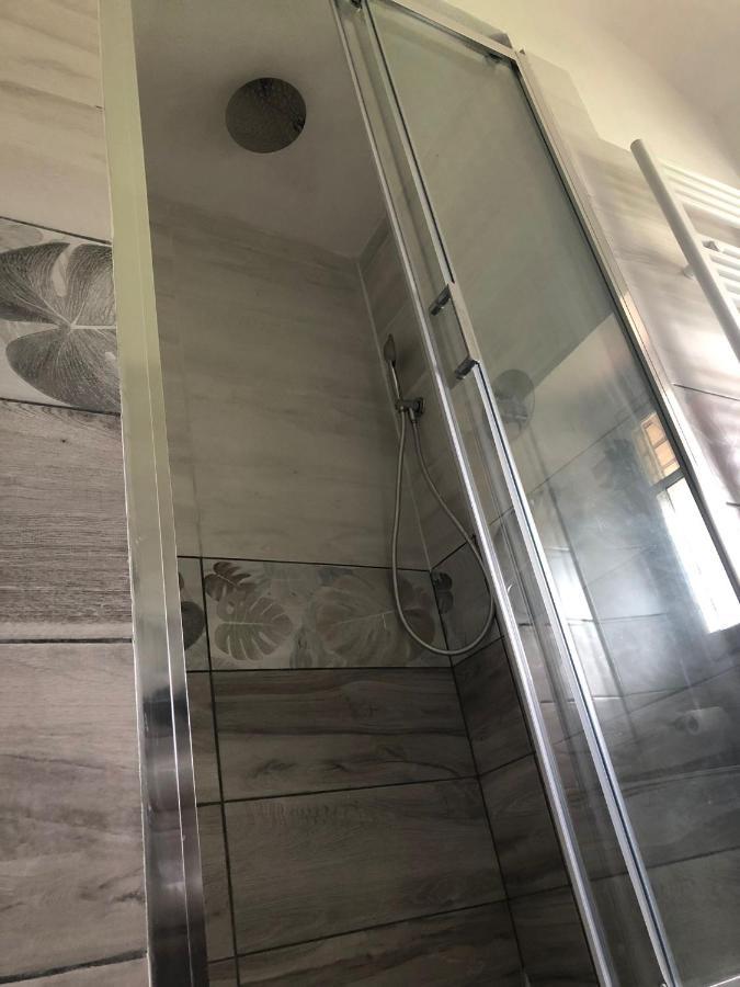 Casa Di Aristide Apartman Erba Kültér fotó