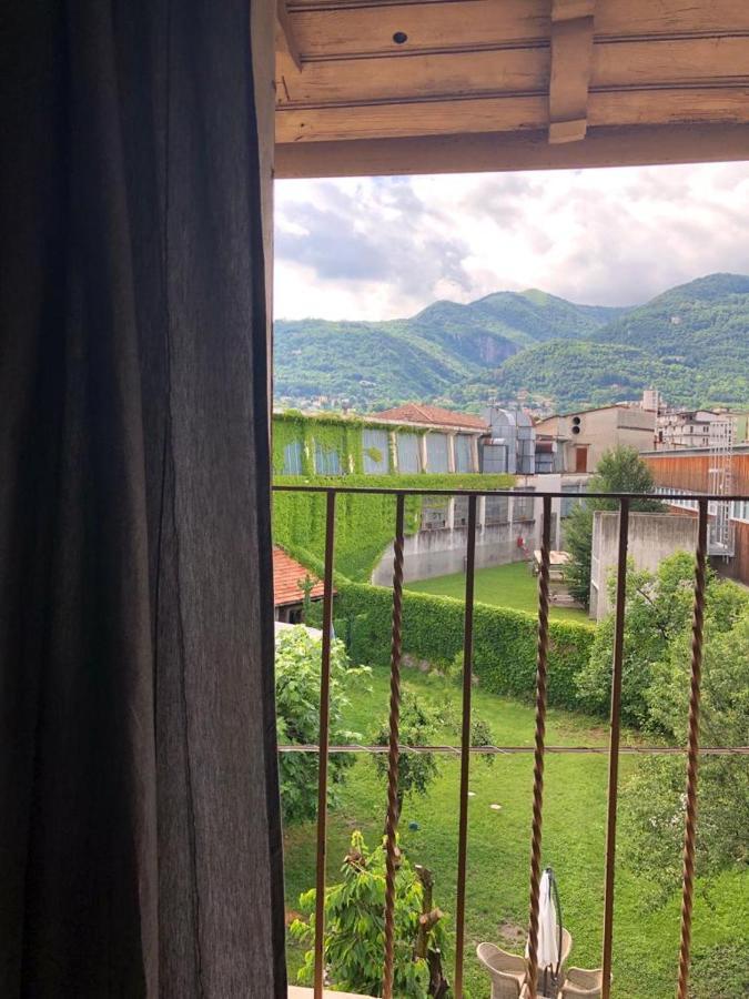 Casa Di Aristide Apartman Erba Kültér fotó
